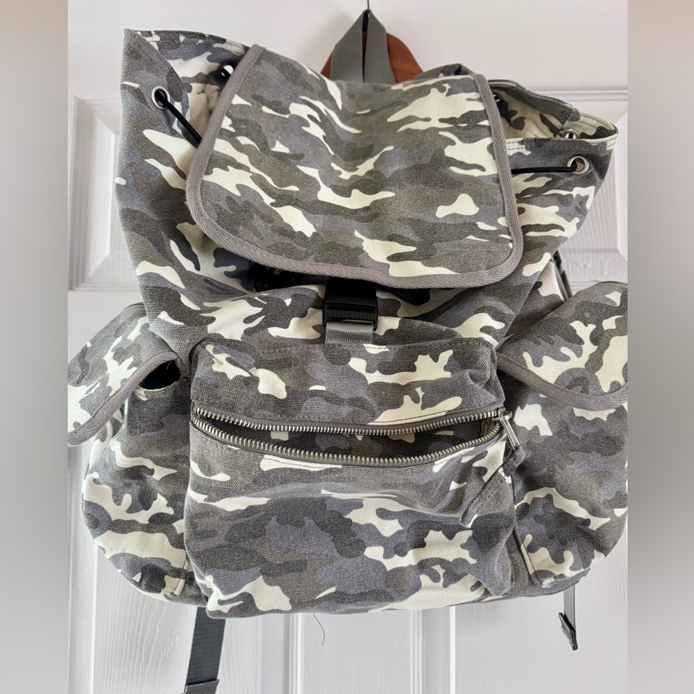 Koala Kanvas Camo Backpack